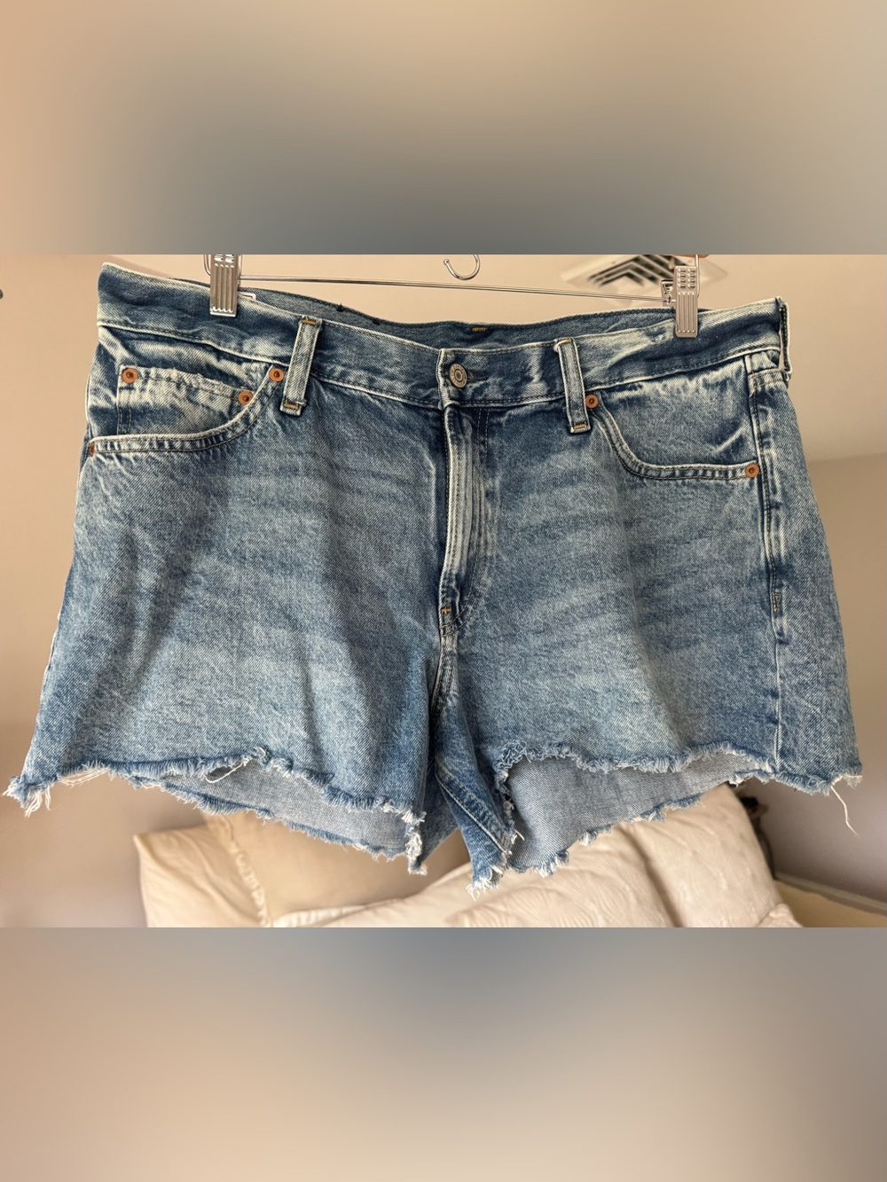 GAP Light Blue Distressed Denim Cutoff Shorts (Sz 32/14 reg)